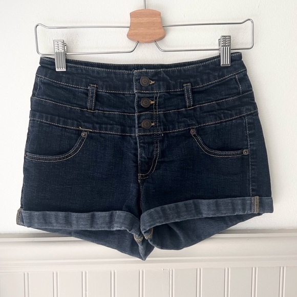 Mossimo Supply Co. Pants - Y2K Mossimo Supply Co. Dark Wash Jean Shorts size 6